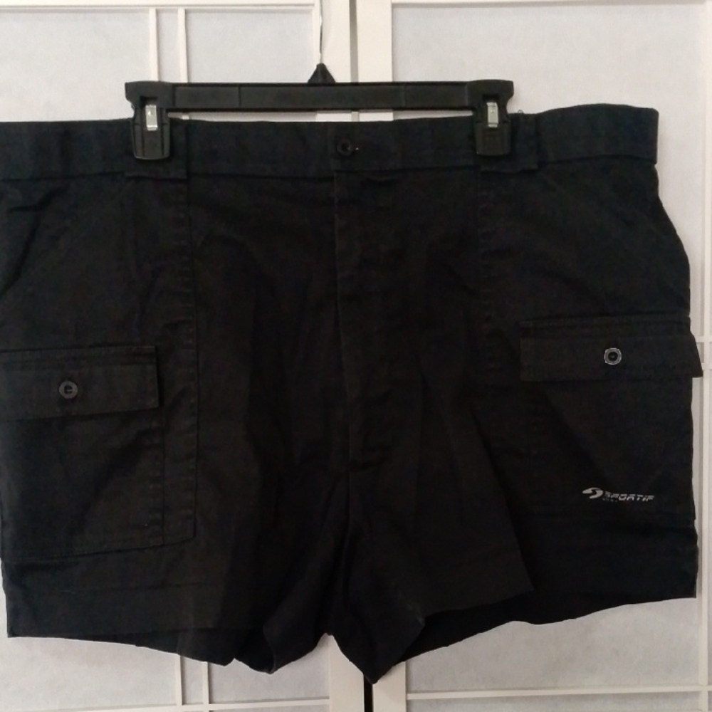 Black Cargo Shorts with Belt Loops and Sturdy Material